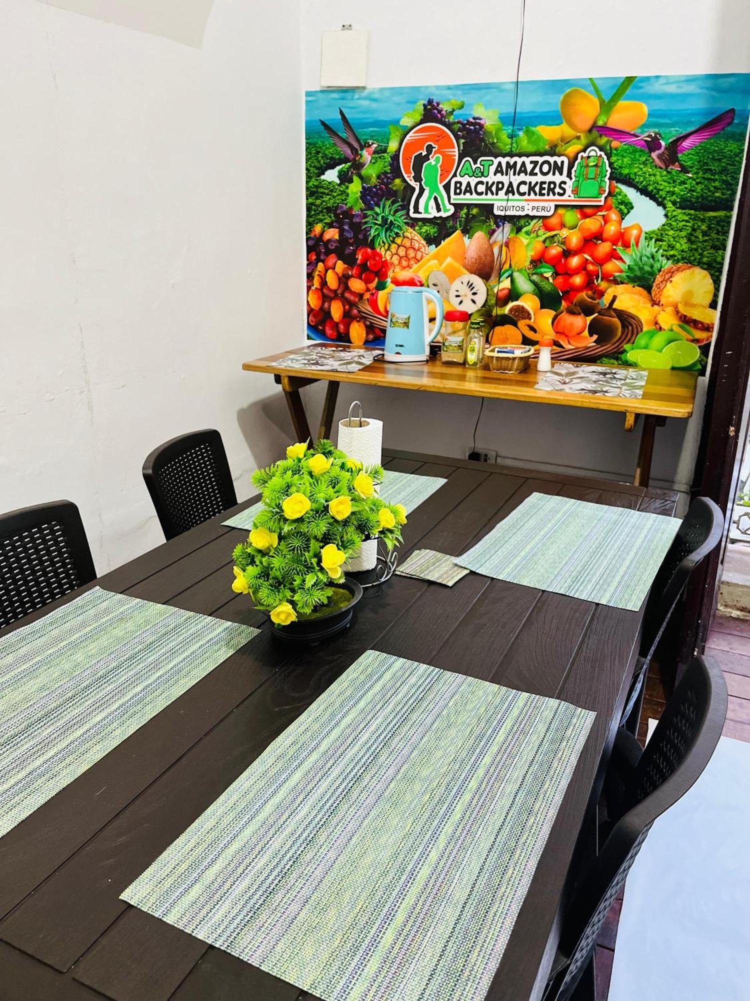 A&T Amazon Backpacker'S Bed & Breakfast Iquitos Eksteriør bilde
